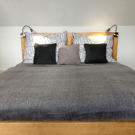 Apartman S Vyhledem Na Jezero 리프노나드비타보브 외부 사진