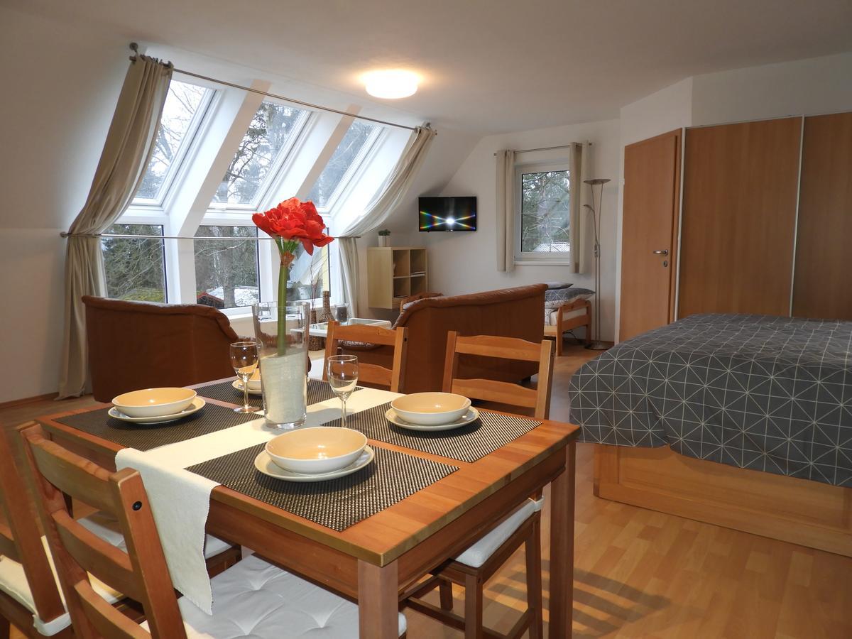 Apartman S Vyhledem Na Jezero 리프노나드비타보브 외부 사진